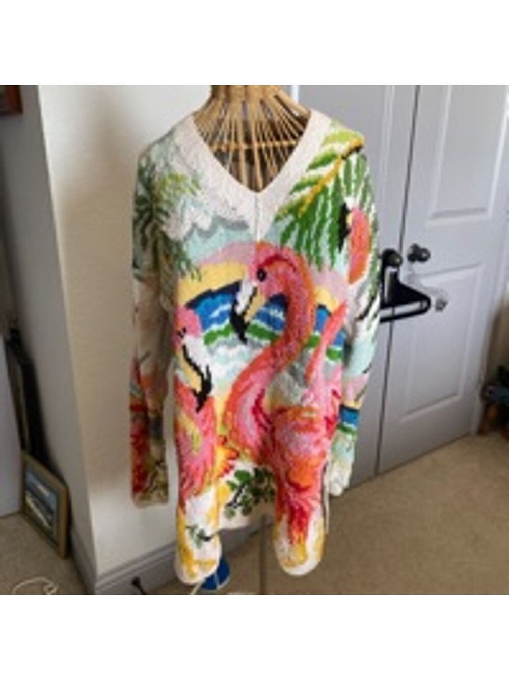 Women's Knitting Needle Sweater Size M White Pink Flamingo - Picture 4 of 7